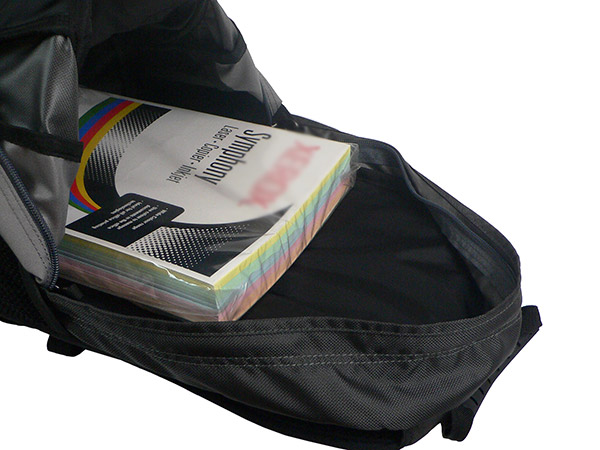 Рюкзак Onepolar W1674. Помещаются бумаги формата А4