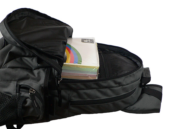 Рюкзак ONEPOLAR W1730. Помещается формат А4