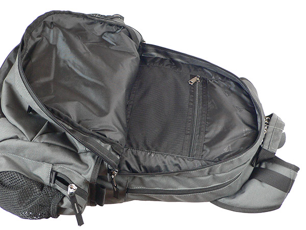 Рюкзак ONEPOLAR W1730. Переднее основное отделение